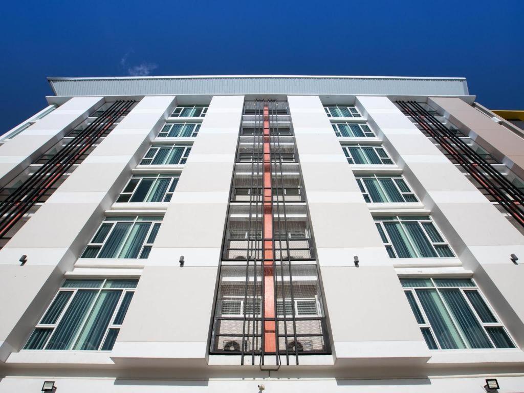 B2 Mae Sot Boutique & Budget Hotel מראה חיצוני תמונה
